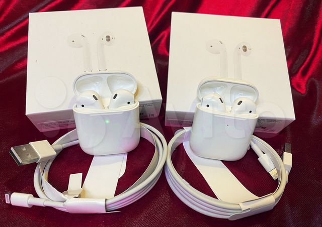 Airpods 2  Airpods Pro   